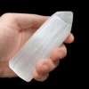 Trên tay trụ Selenite SLT2