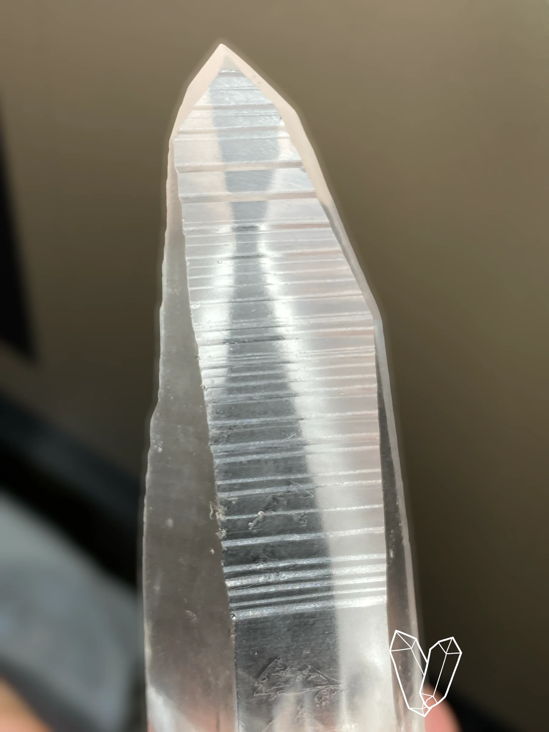 Vạch ngang trên Lemurian Seed