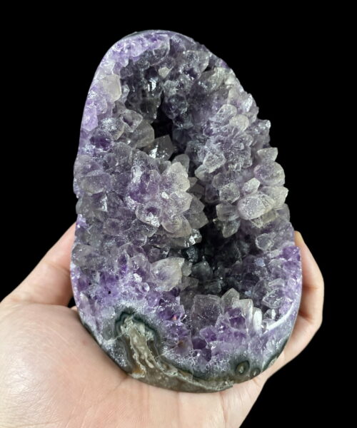Amethyst cut base (Brazil) 813g 100x82mm - AMCB16 3