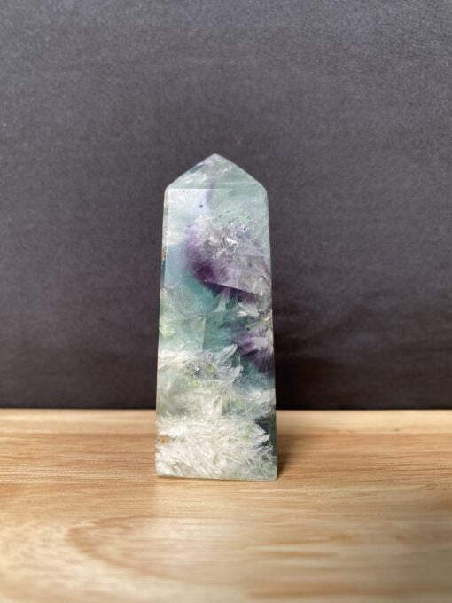 Trụ đá Fluorite 1