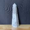 Trụ White Mexican Agate trên bàn 3