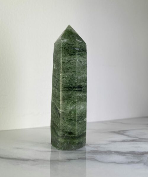 Trụ đá Thousand Layer Jasper 1