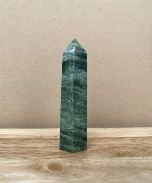 Trụ đá Thousand Layer Jasper 2